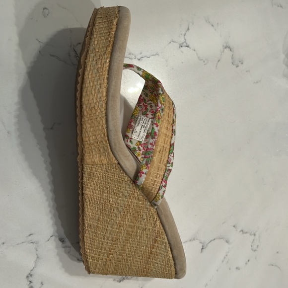 Volatile, Virgo - Picture 2 of 4